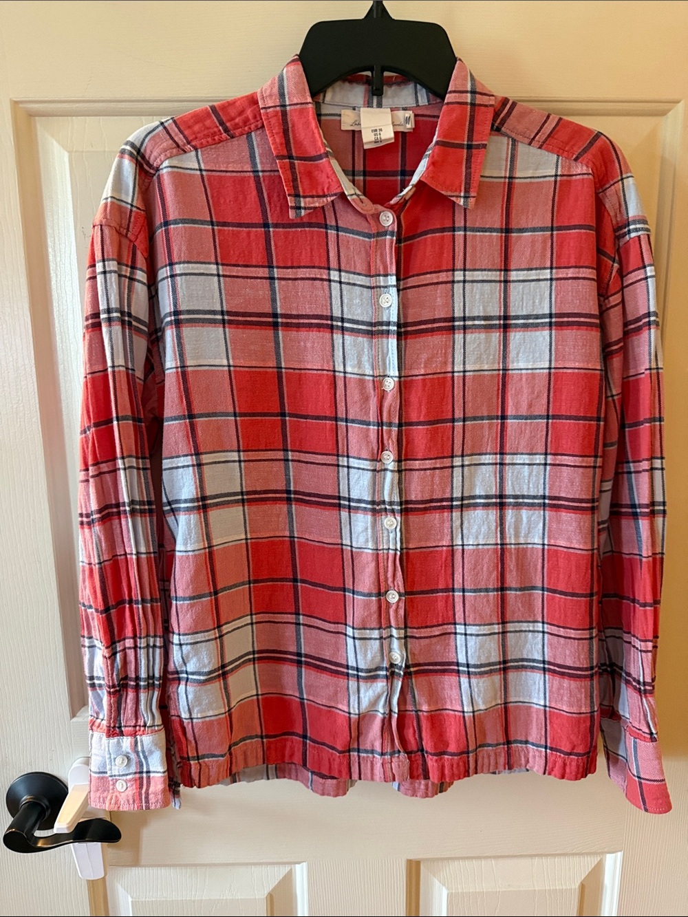 Women’s Red Plaid Button-Down Shirt with Collared Neck
